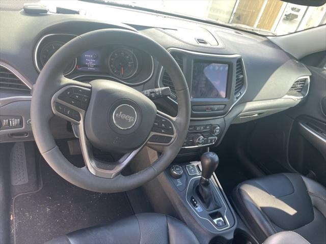 2022 Jeep Cherokee Latitude Lux 4x4 2022 Jeep Cherokee Latitude Lux 4x4