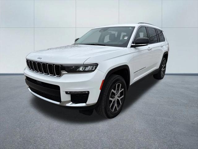 2023 Jeep Grand Cherokee L Limited 4x4 2023 Jeep Grand Cherokee L Limited 4x4