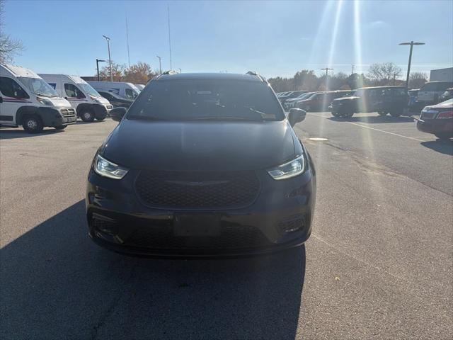 2023 Chrysler Pacifica Limited AWD