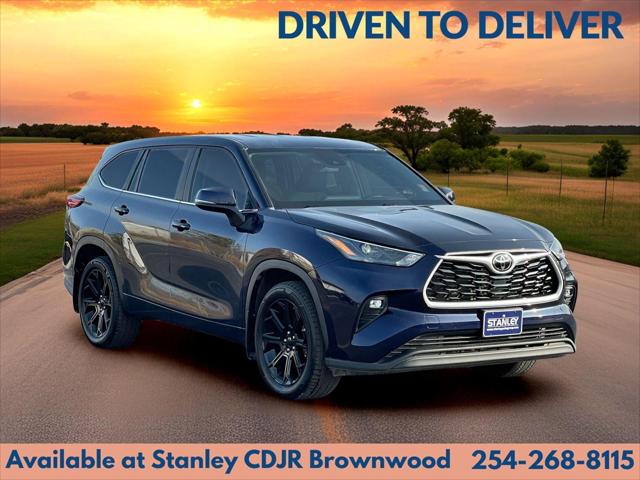 2023 Toyota Highlander LE