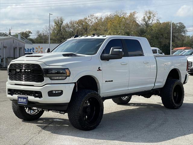 2024 RAM 2500 Limited Mega Cab 4x4 64 Box