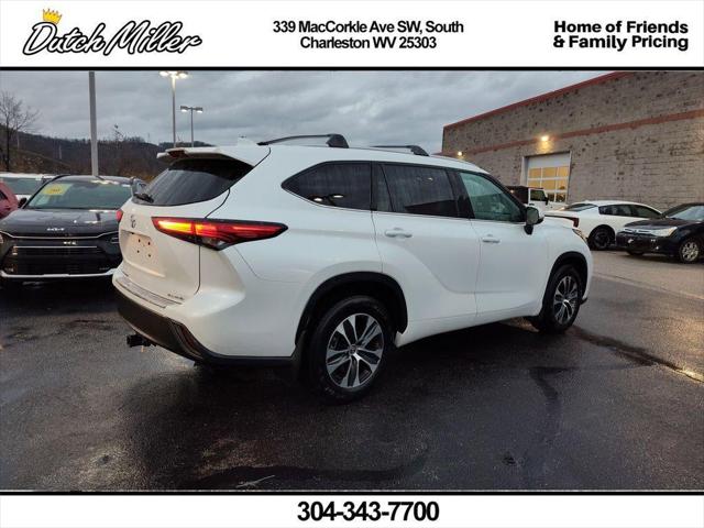 2022 Toyota Highlander XLE 2022 Toyota Highlander XLE