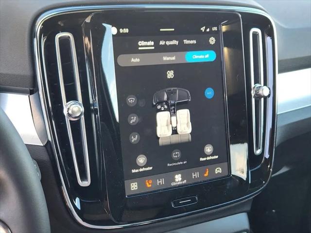2026 Volvo XC40 Ultra, B5 AWD Gas (mild hybrid), Dark