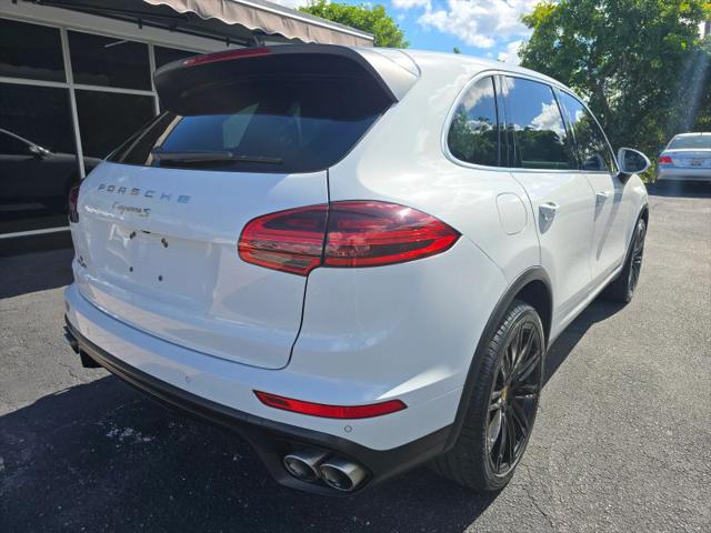 2016 Porsche Cayenne S