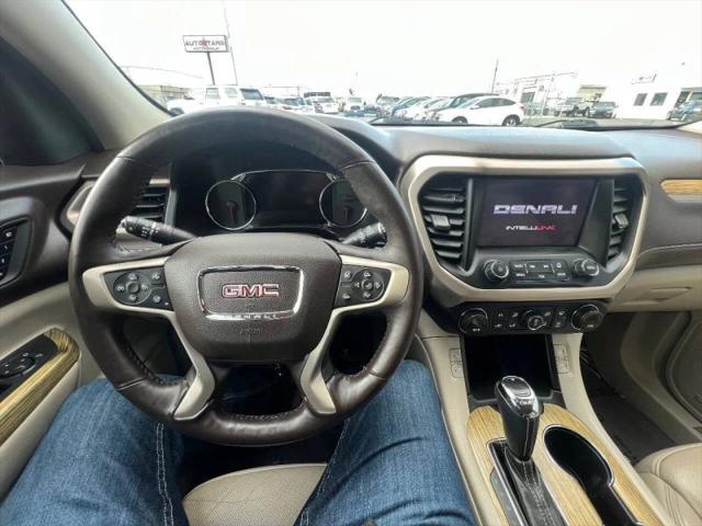 2017 GMC Acadia Denali