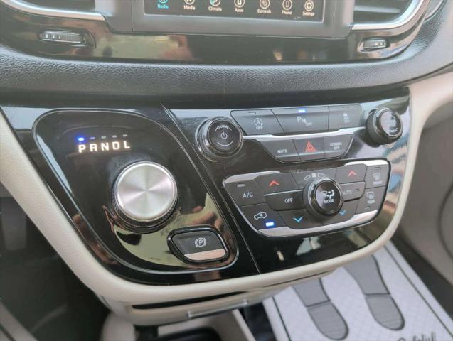 2020 Chrysler Pacifica Touring L