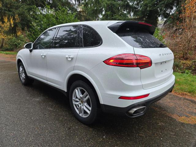 2017 Porsche Cayenne Platinum Edition