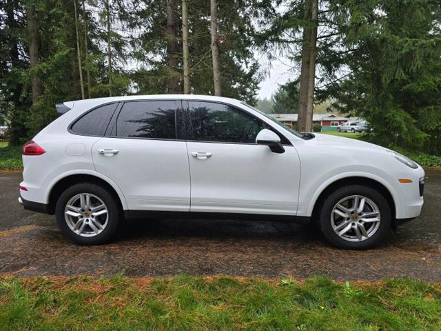 2017 Porsche Cayenne Platinum Edition