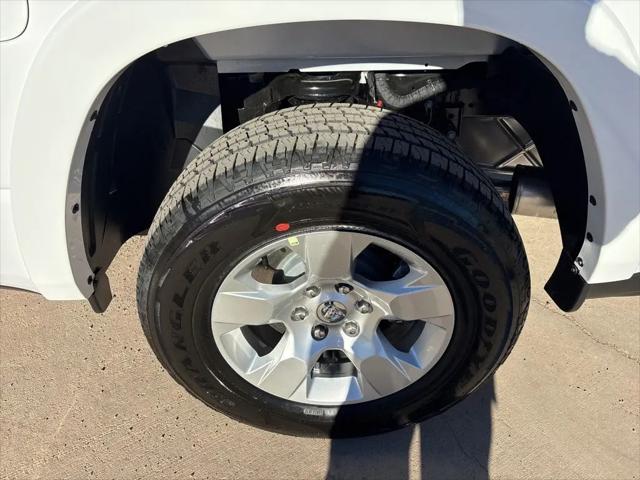 2026 Ram 1500 Big Horn Crew Cab 4x4 5'7" Box