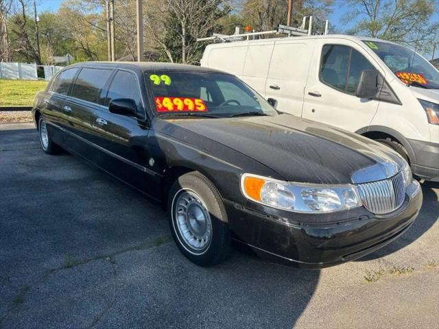 1999 Lincoln Town Car Executive