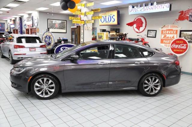 2015 Chrysler 200 S