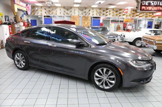 2015 Chrysler 200 S