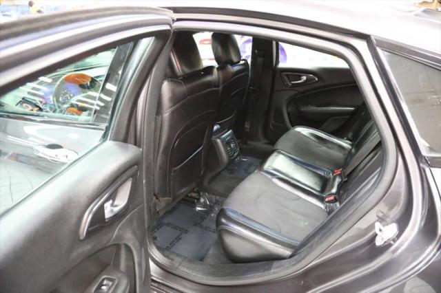2015 Chrysler 200 S