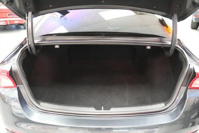 2023 Kia K5 EX