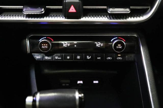 2023 Kia K5 EX