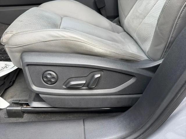 2022 Audi SQ5 Premium TFSI quattro Tiptronic