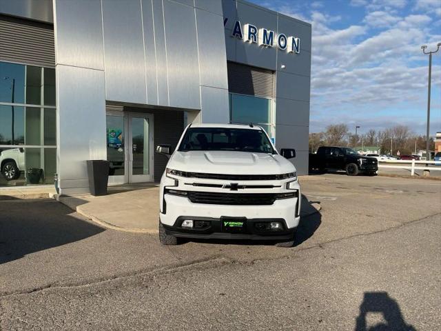 2022 Chevrolet Silverado 1500 4WD Crew Cab Standard Bed RST