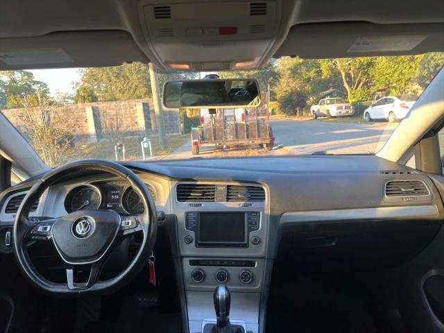 2017 Volkswagen Golf SportWagen TSI S