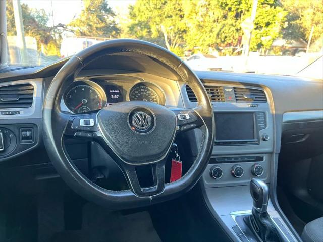 2017 Volkswagen Golf SportWagen TSI S