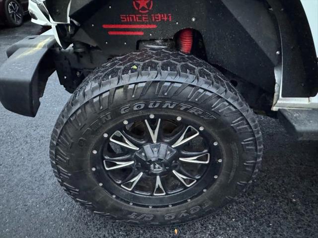 2012 Jeep Wrangler Unlimited Sahara