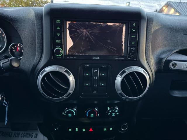 2012 Jeep Wrangler Unlimited Sahara