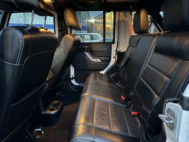 2012 Jeep Wrangler Unlimited Sahara