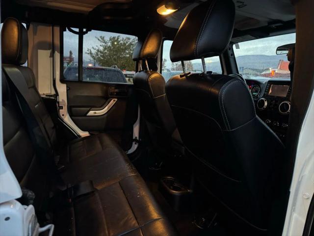 2012 Jeep Wrangler Unlimited Sahara