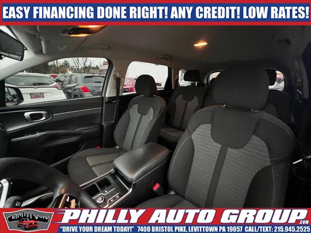 2022 Kia Sorento LX