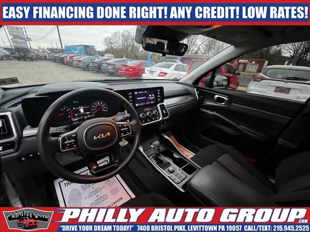 2022 Kia Sorento LX