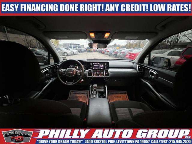 2022 Kia Sorento LX