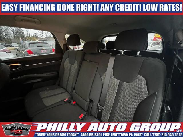 2022 Kia Sorento LX