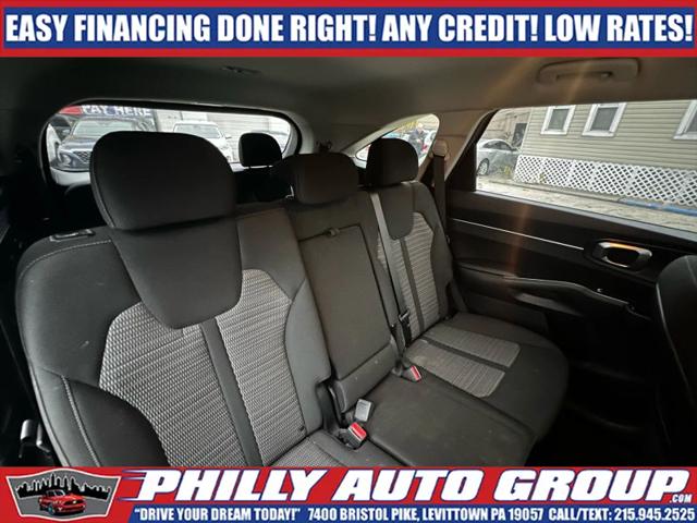 2022 Kia Sorento LX