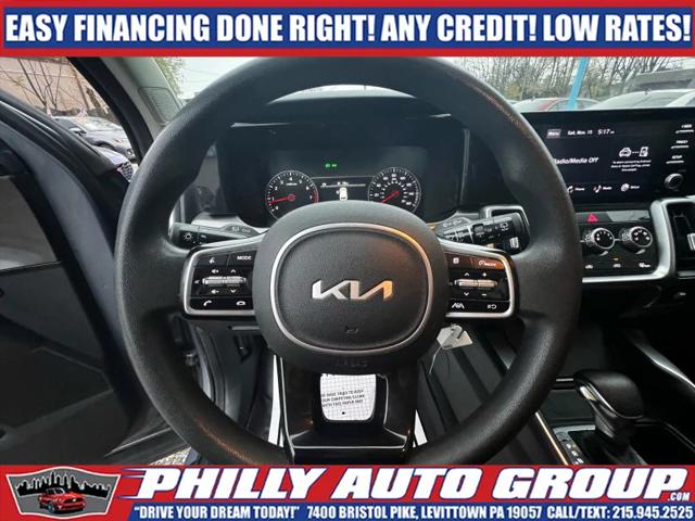 2022 Kia Sorento LX
