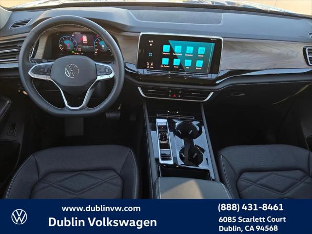 2026 Volkswagen Atlas SE with Technology