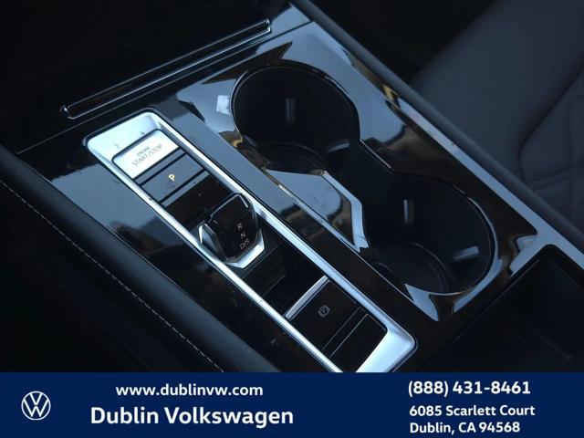2026 Volkswagen Atlas SE with Technology