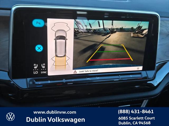 2026 Volkswagen Atlas SE with Technology