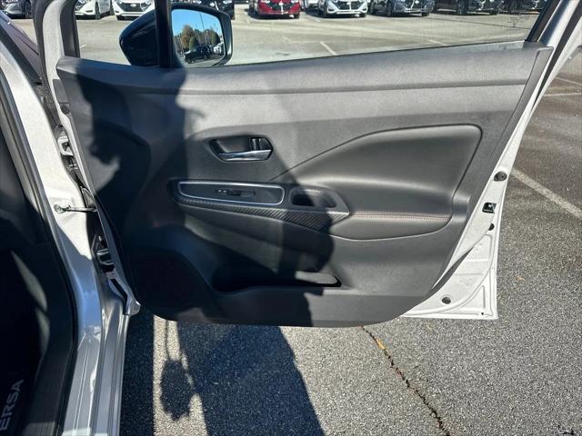 2025 Nissan Versa 1.6 SR