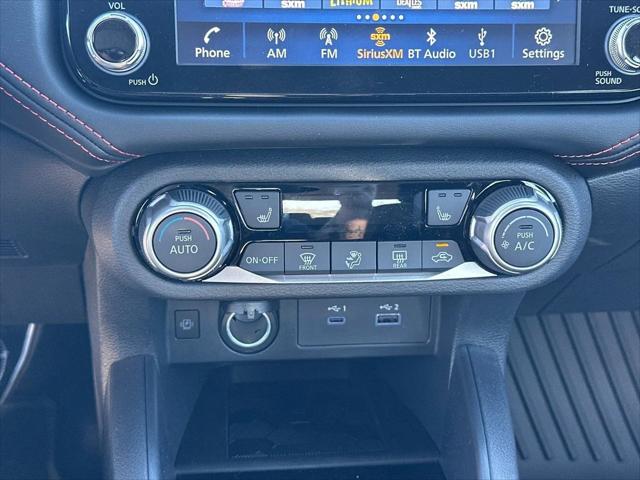 2025 Nissan Versa 1.6 SR