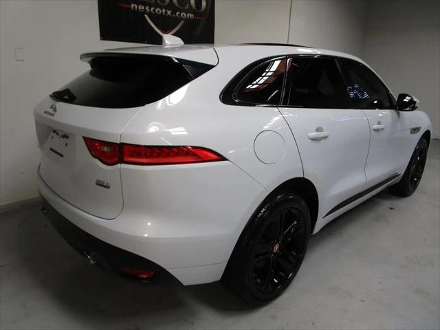 2017 Jaguar F-PACE 35t R-Sport