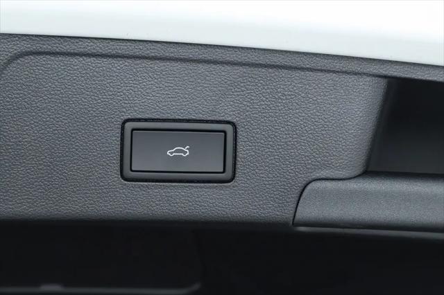 2026 Volkswagen Atlas Cross Sport SEL