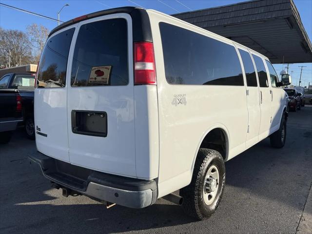 2017 Chevrolet Express LS