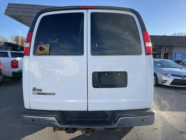 2017 Chevrolet Express LS