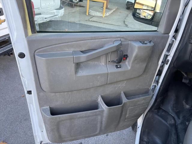 2017 Chevrolet Express LS