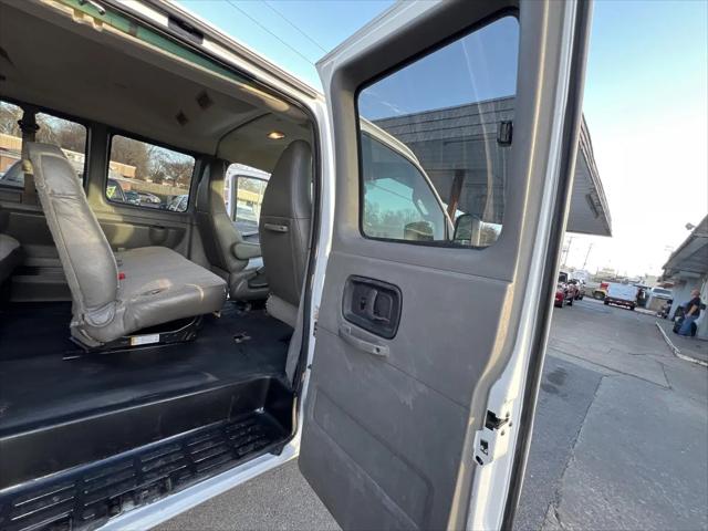 2017 Chevrolet Express LS