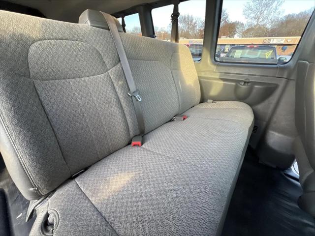 2017 Chevrolet Express LS