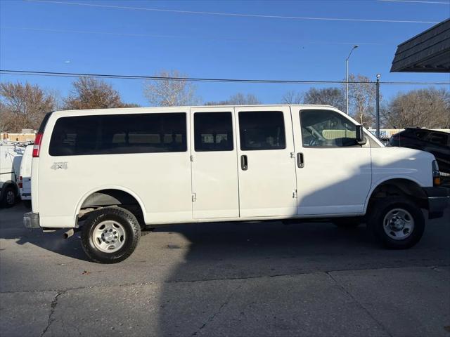 2017 Chevrolet Express LS