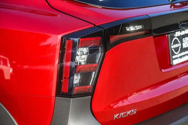 2026 Nissan Kicks SR