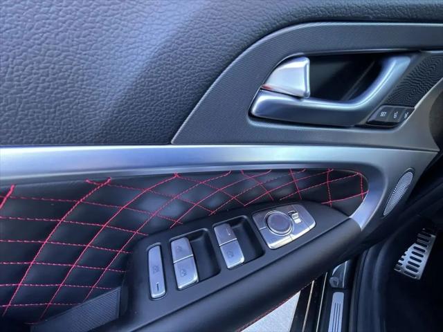 2025 Genesis G70 3.3T RWD Sport Advanced