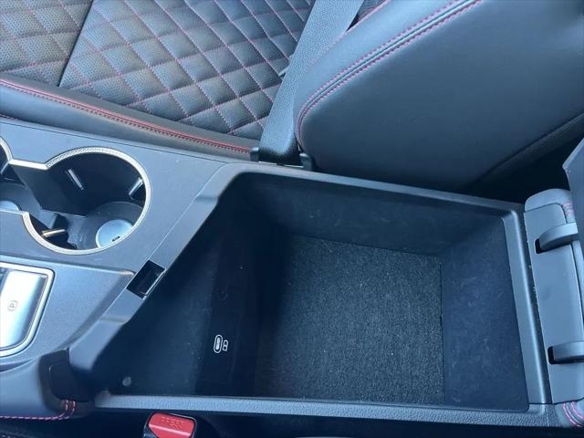 2025 Genesis G70 3.3T RWD Sport Advanced