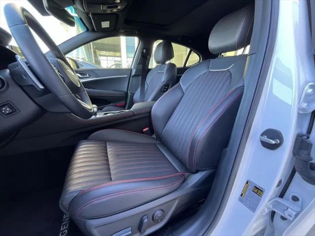 2025 Genesis G70 2.5T RWD